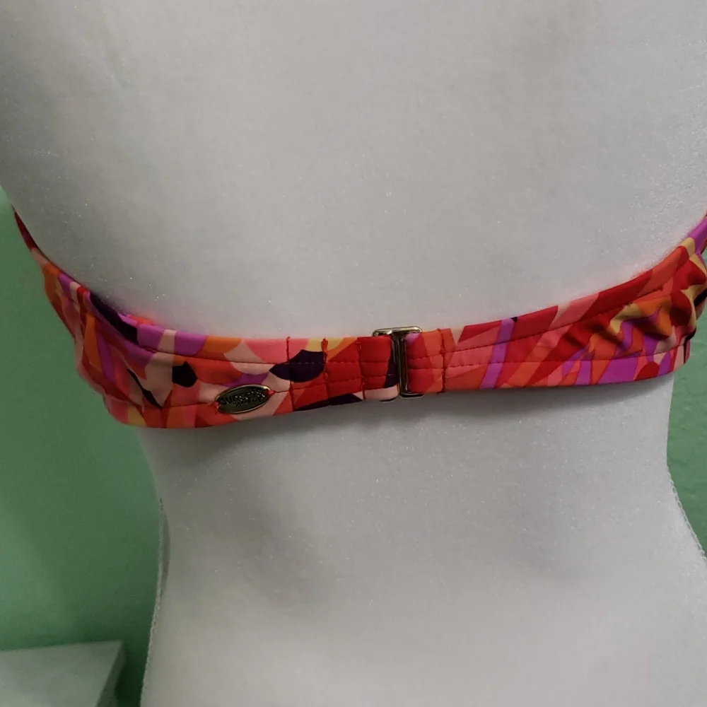 SUNSETS bathing suit top